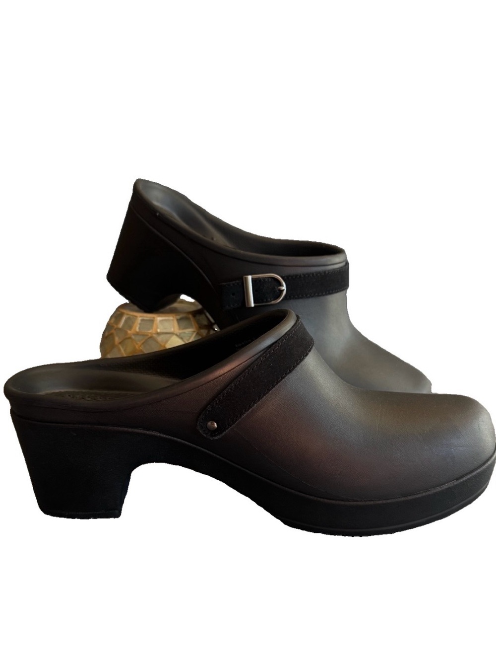 Crocs Sarah Clog W10 Black Chunky Block Heel Platform Mule Suede Buckle 203631